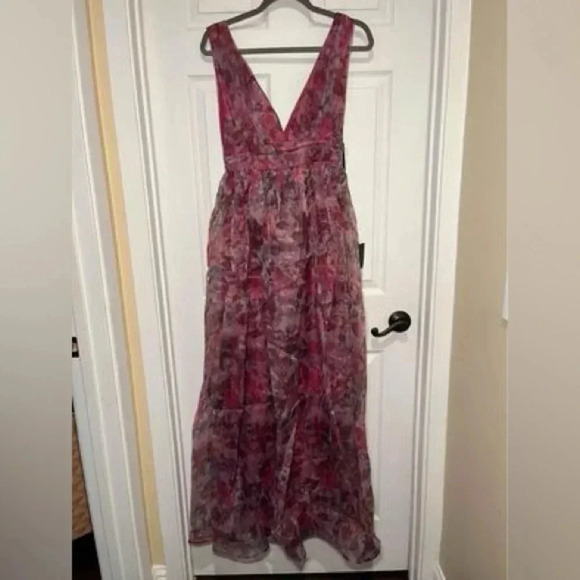 Lulu's Garden Romance Floral Maxi Dress - Picture 7 of 10